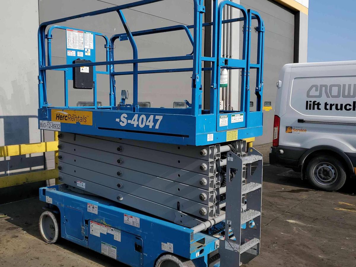 2016 Genie GS-4047