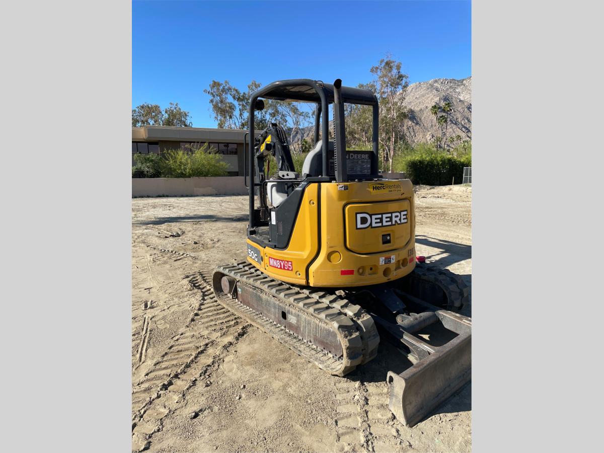 2018 John Deere 50G