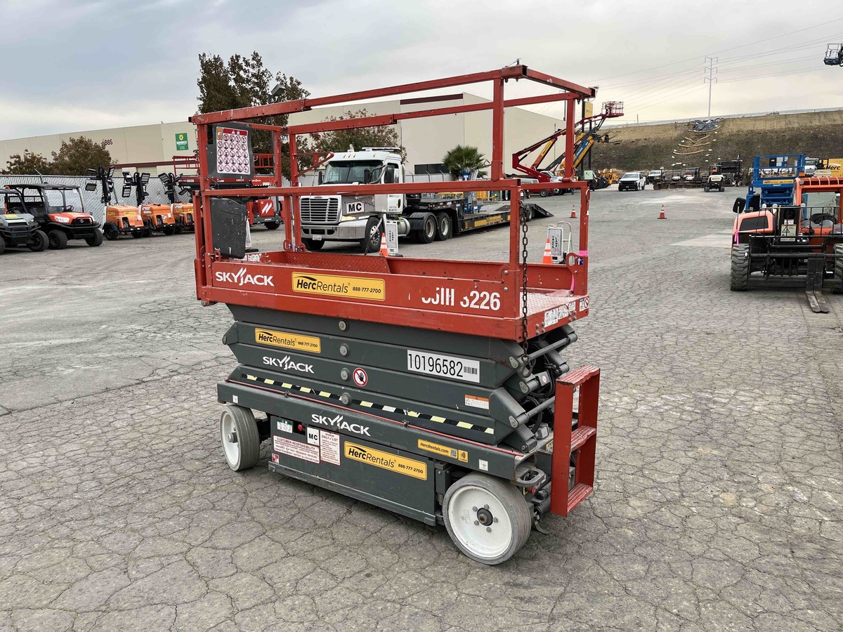 2016 Skyjack SJ3226-2