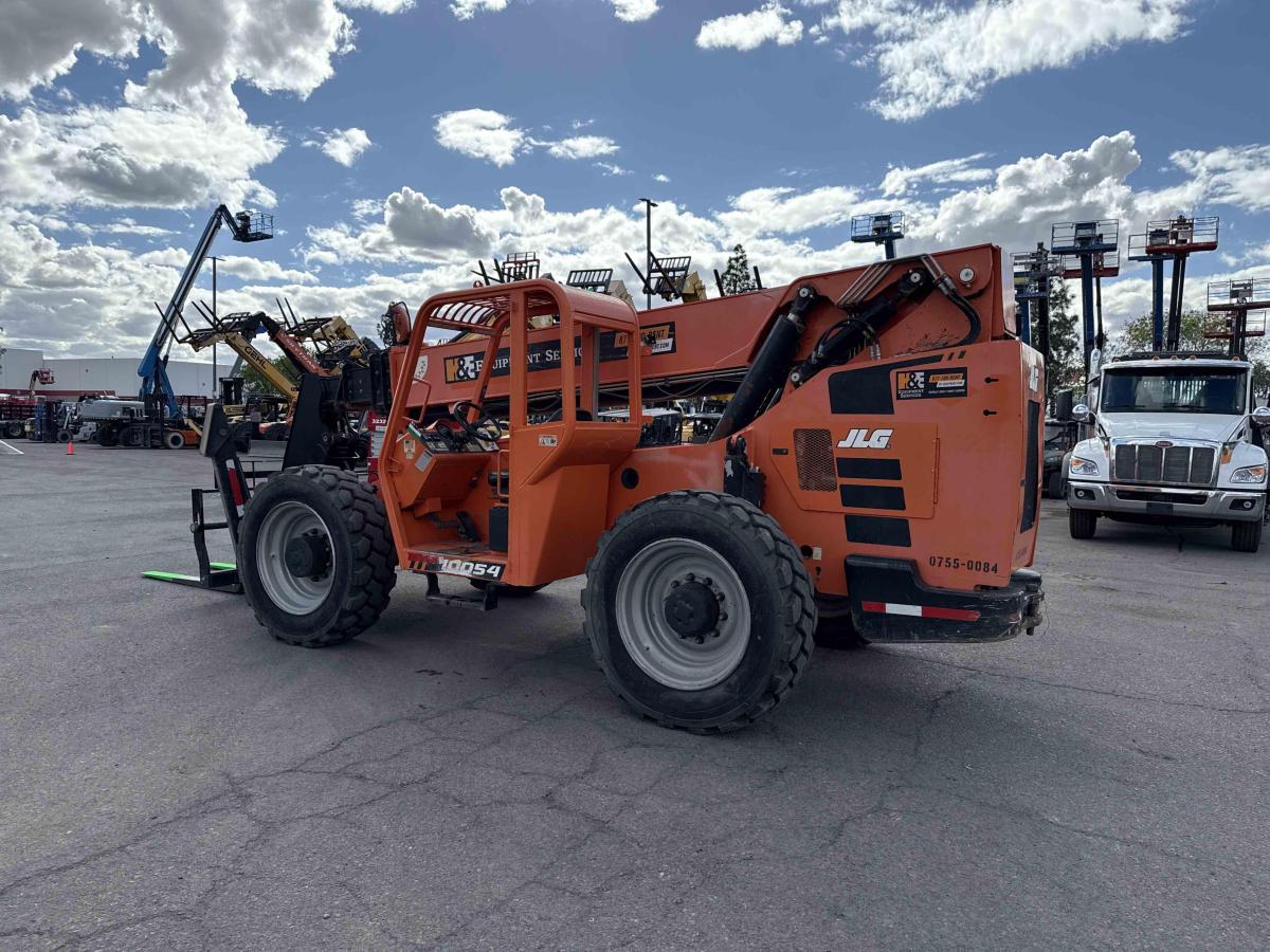 2018 SkyTrak 10054