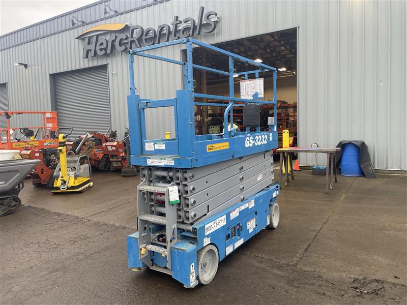 2018 Genie GS-3232-2