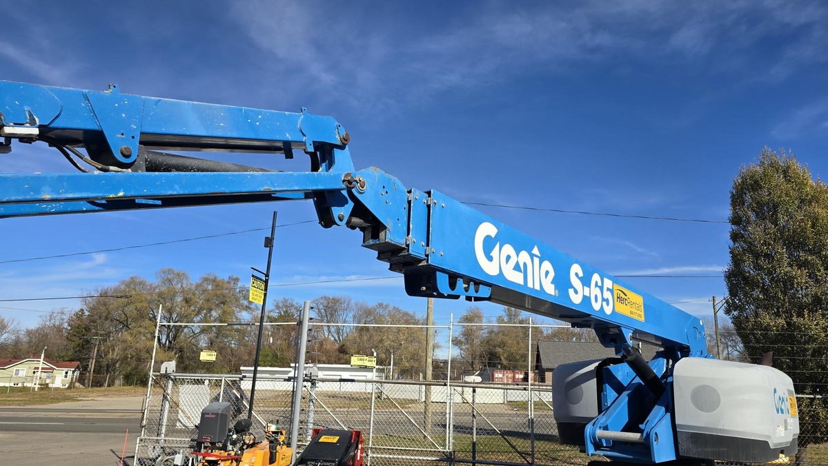 2017 Genie S-65-11