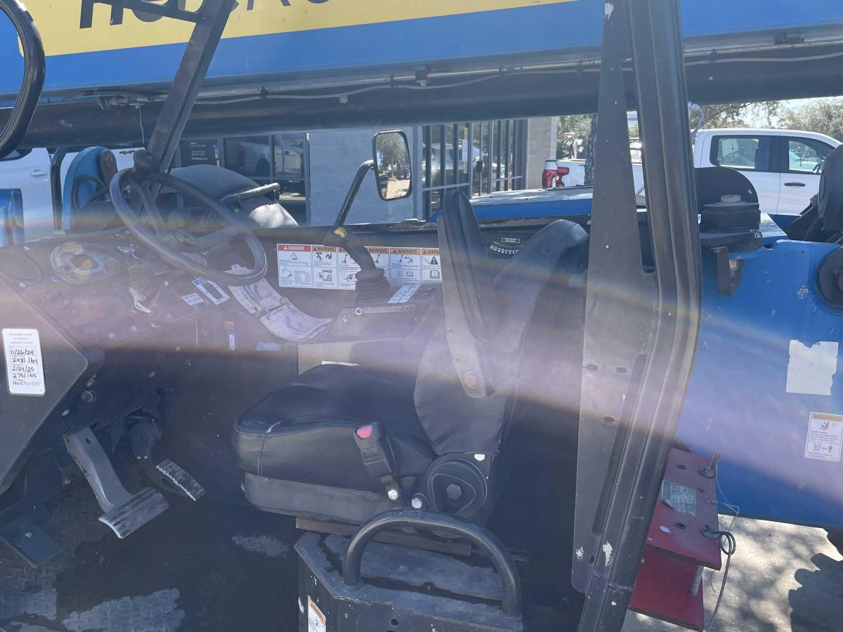 2019 Genie GTH-1056
