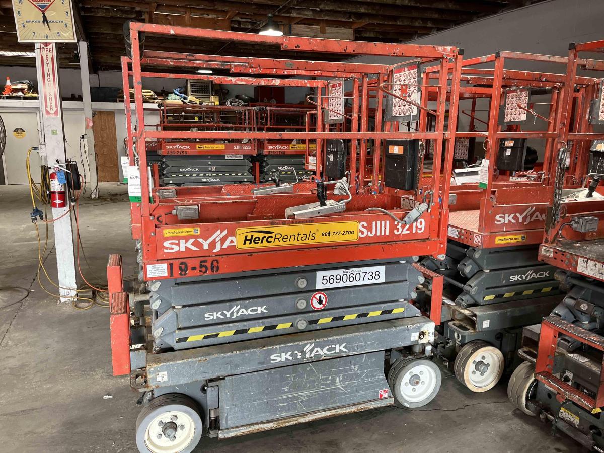 2014 Skyjack SJ3219