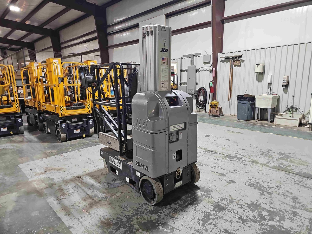 2018 JLG 20MVL-3