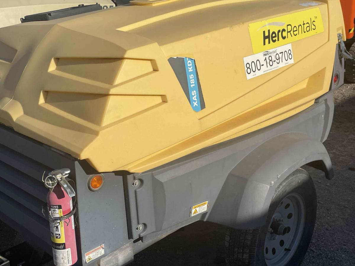 2017 Atlas Copco XAS 400