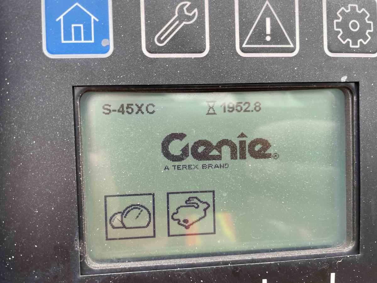 2019 Genie S-45XC