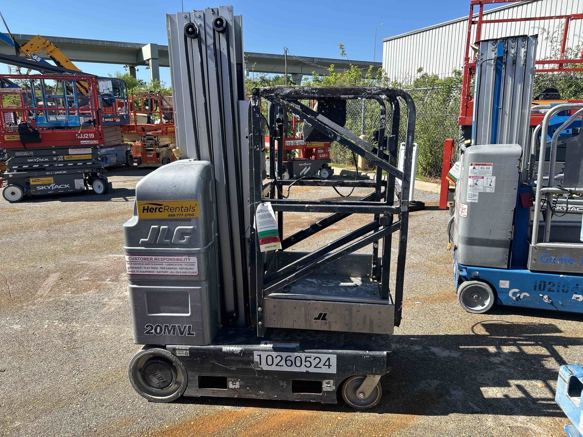 2018 JLG 20MVL