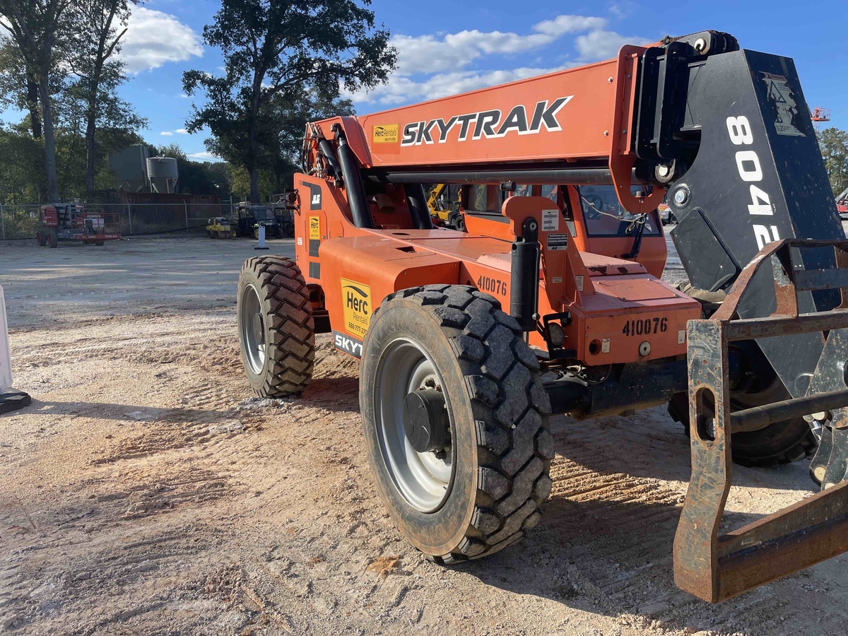 2021 SkyTrak 8042-2