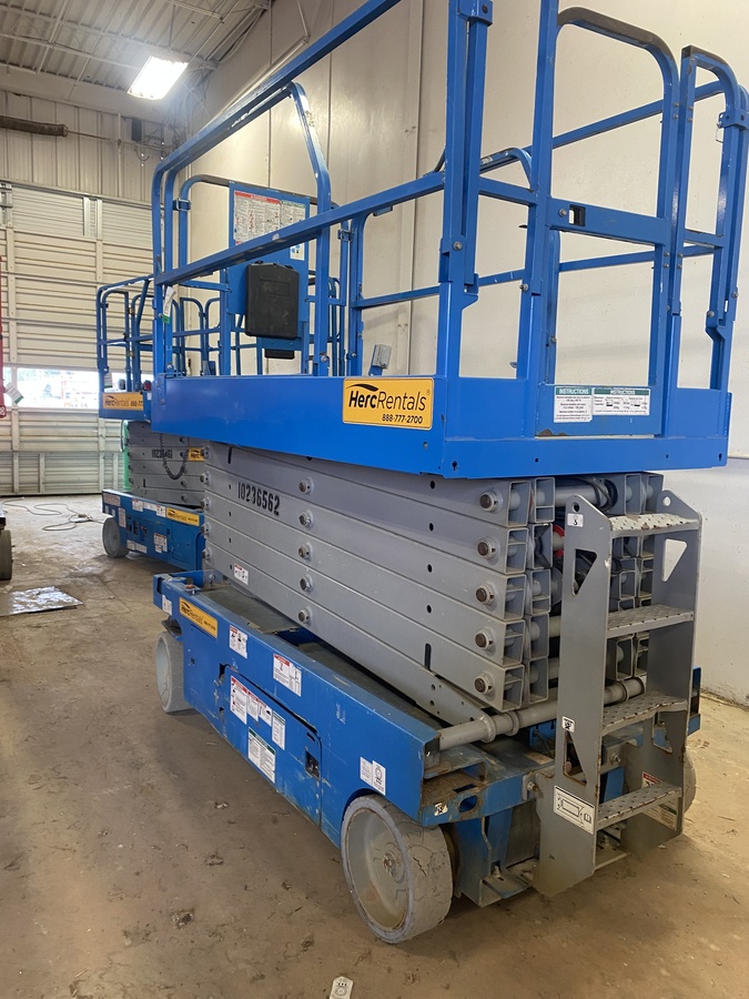 2019 Genie GS-4047