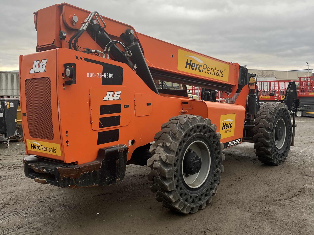 2019 SkyTrak 10042-4