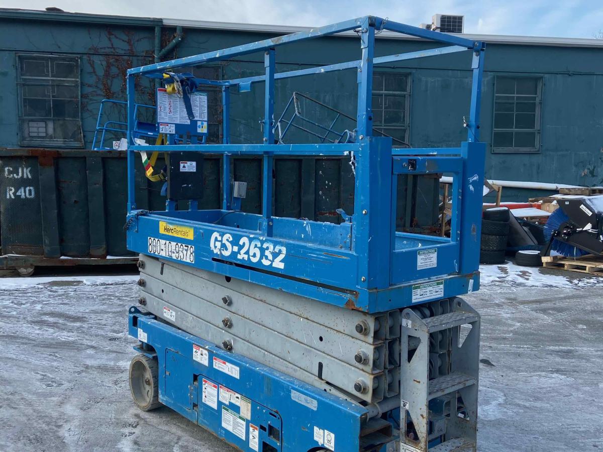 2016 Genie GS-2632