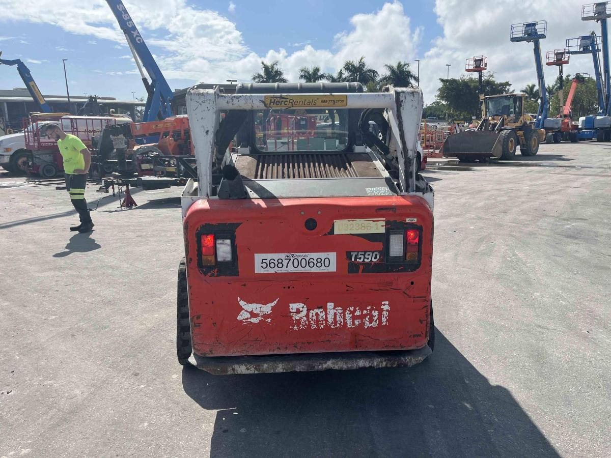 2020 Bobcat T590