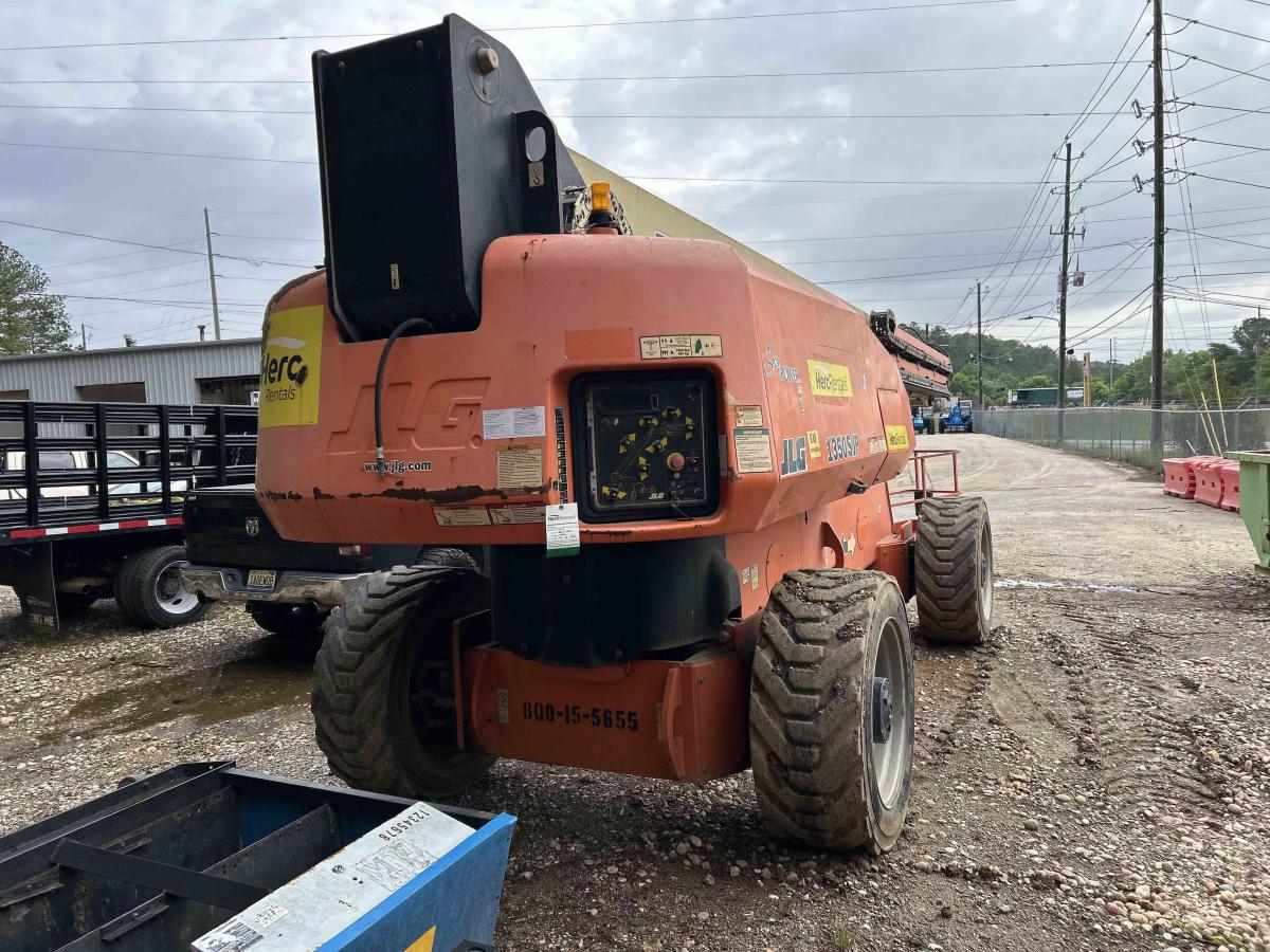 2017 JLG 1350SJP