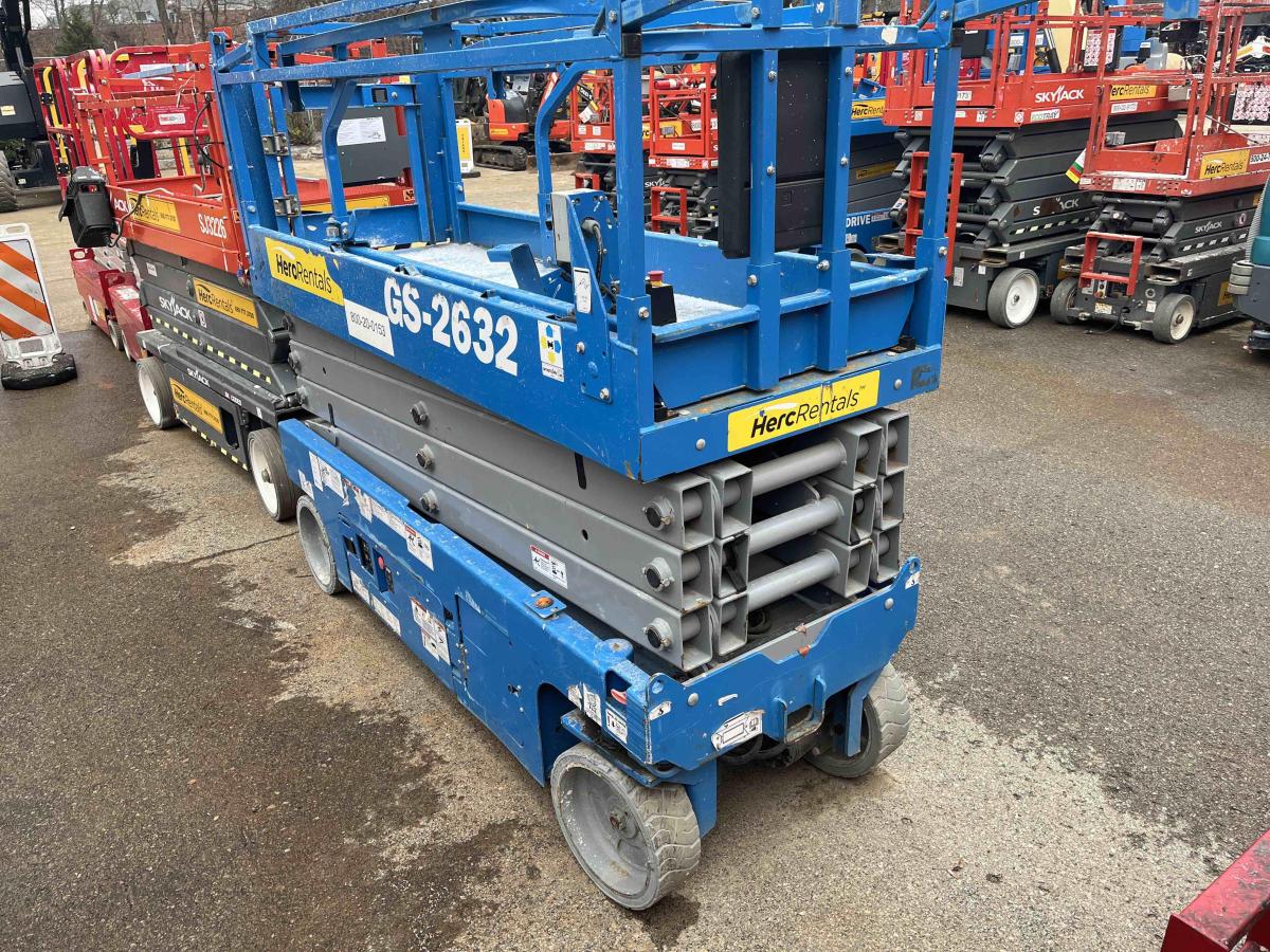 2018 Genie GS-2632