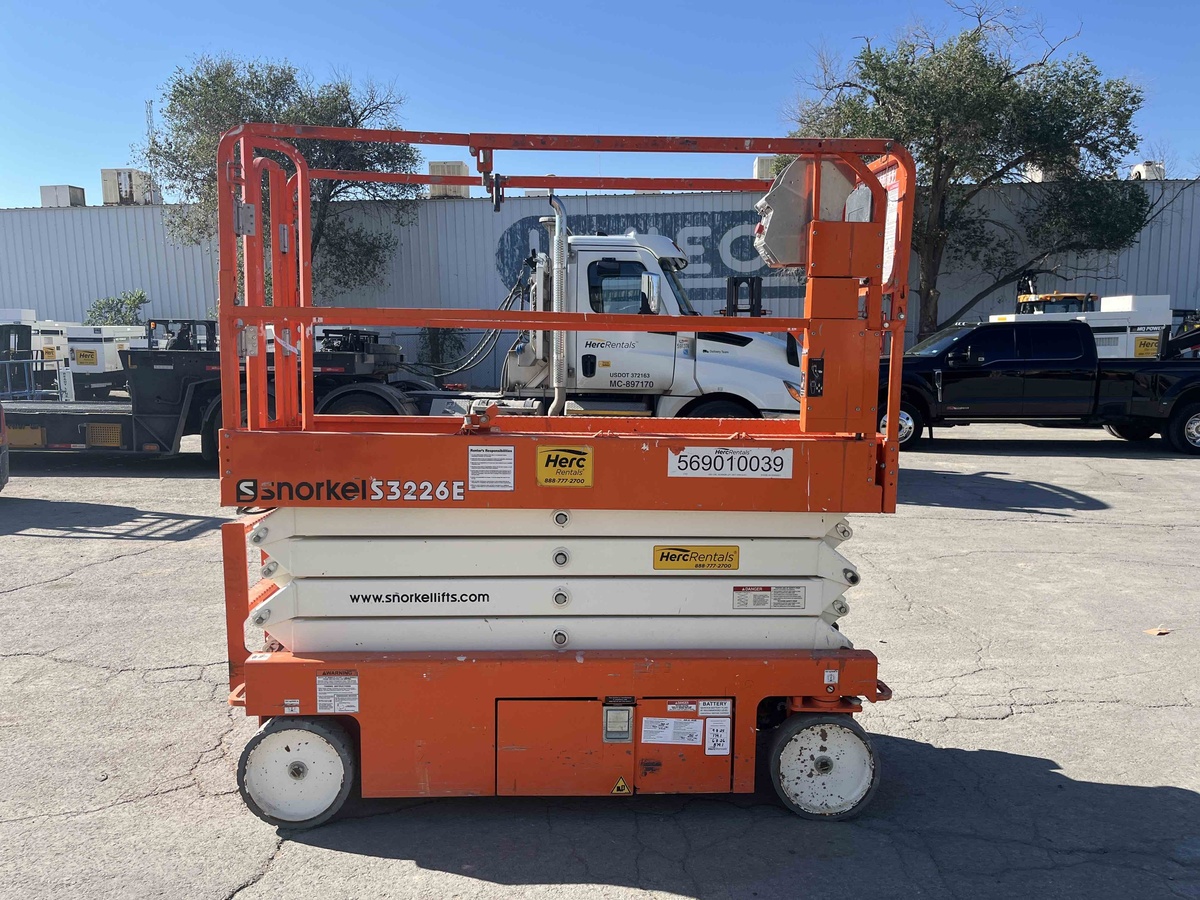 2022 Snorkel S3226E