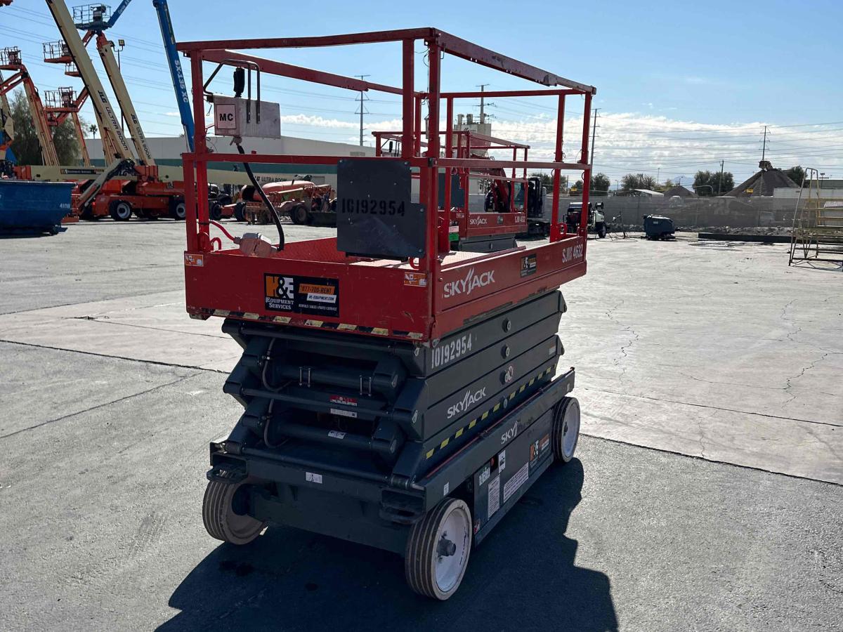 2016 Skyjack SJ4632