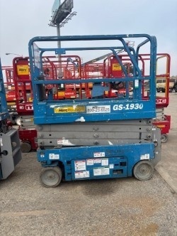 2018 Genie GS-1930