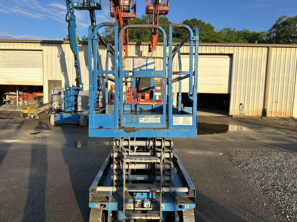 2018 Genie GS-3246-6
