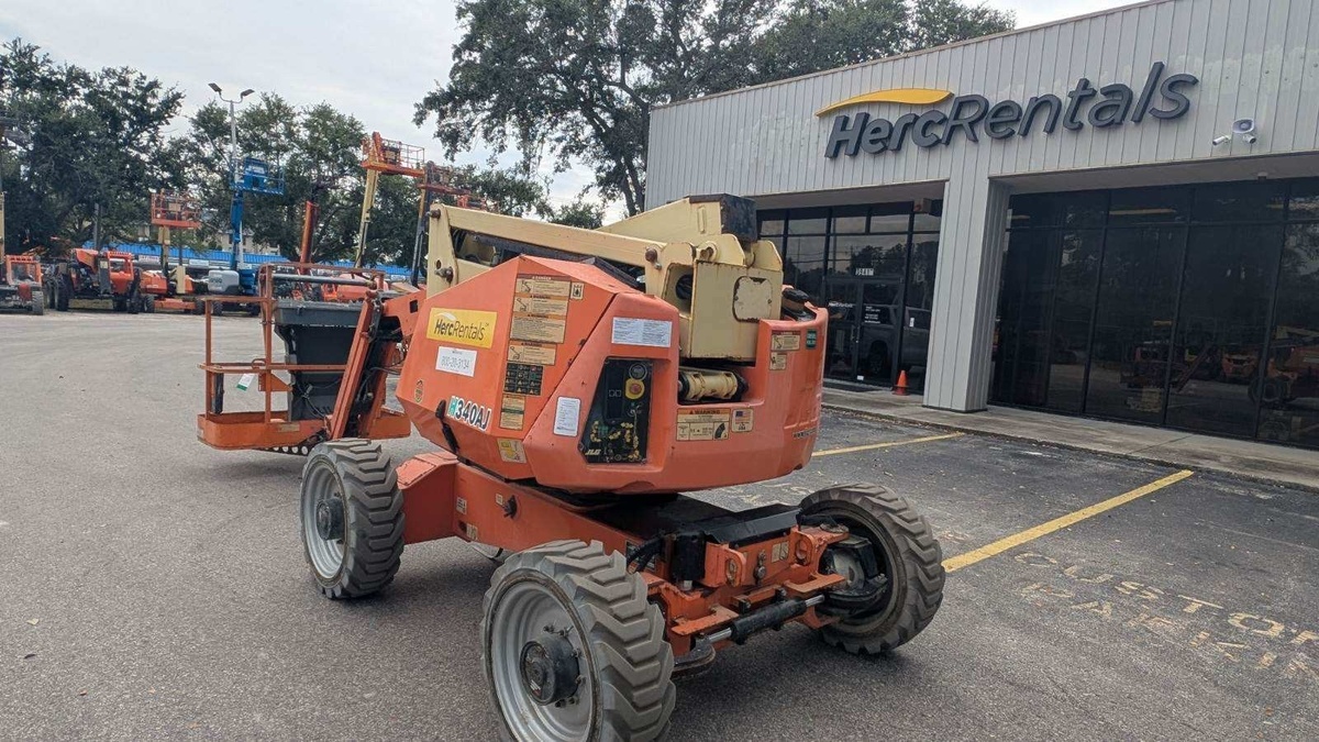 2018 JLG H340AJ-4
