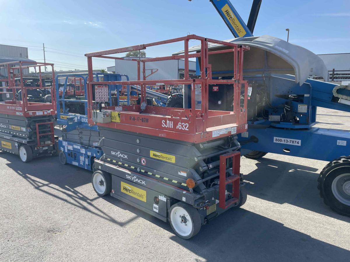 2017 Skyjack SJ4632