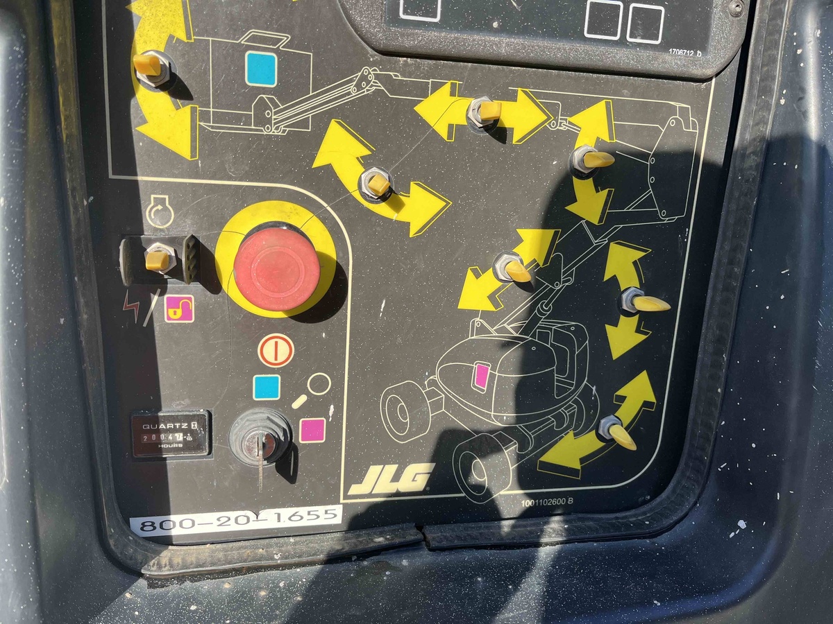 2018 JLG 600AJ-5