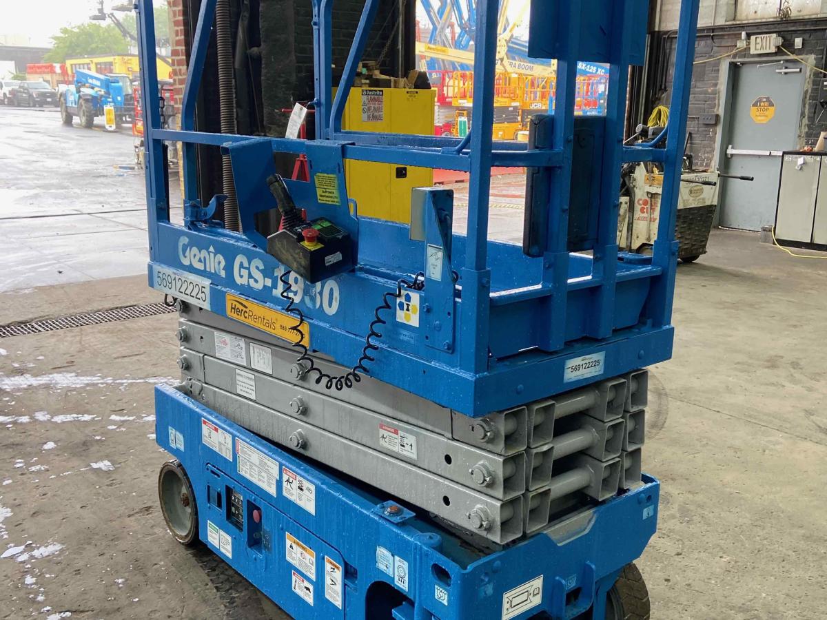 2017 Genie GS-1930-2