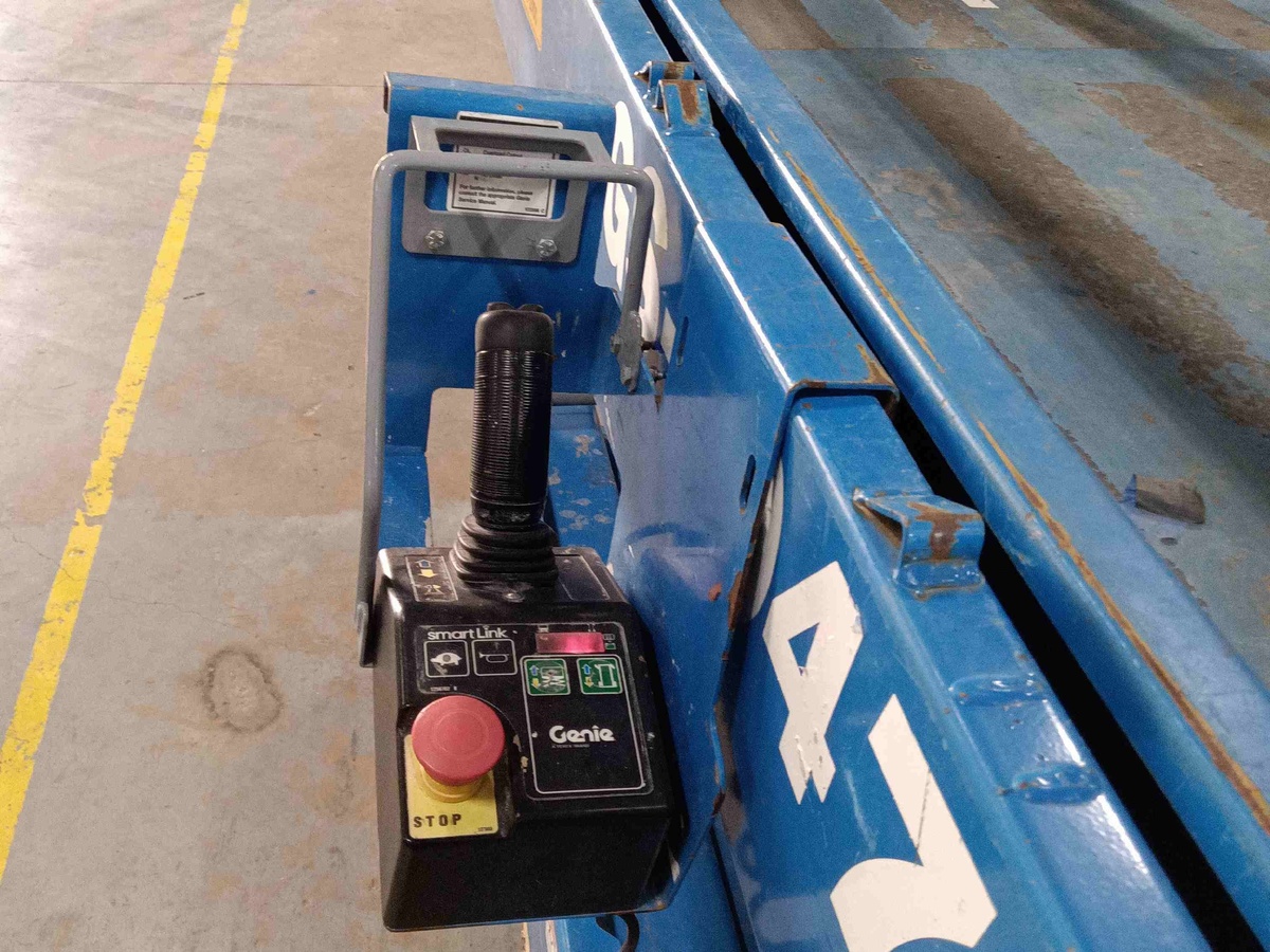 2018 Genie GS-4047