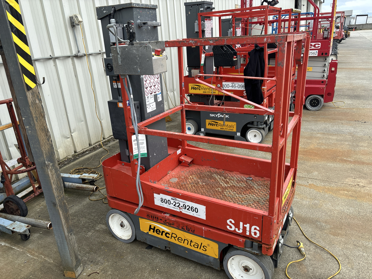 2018 Skyjack SJ16