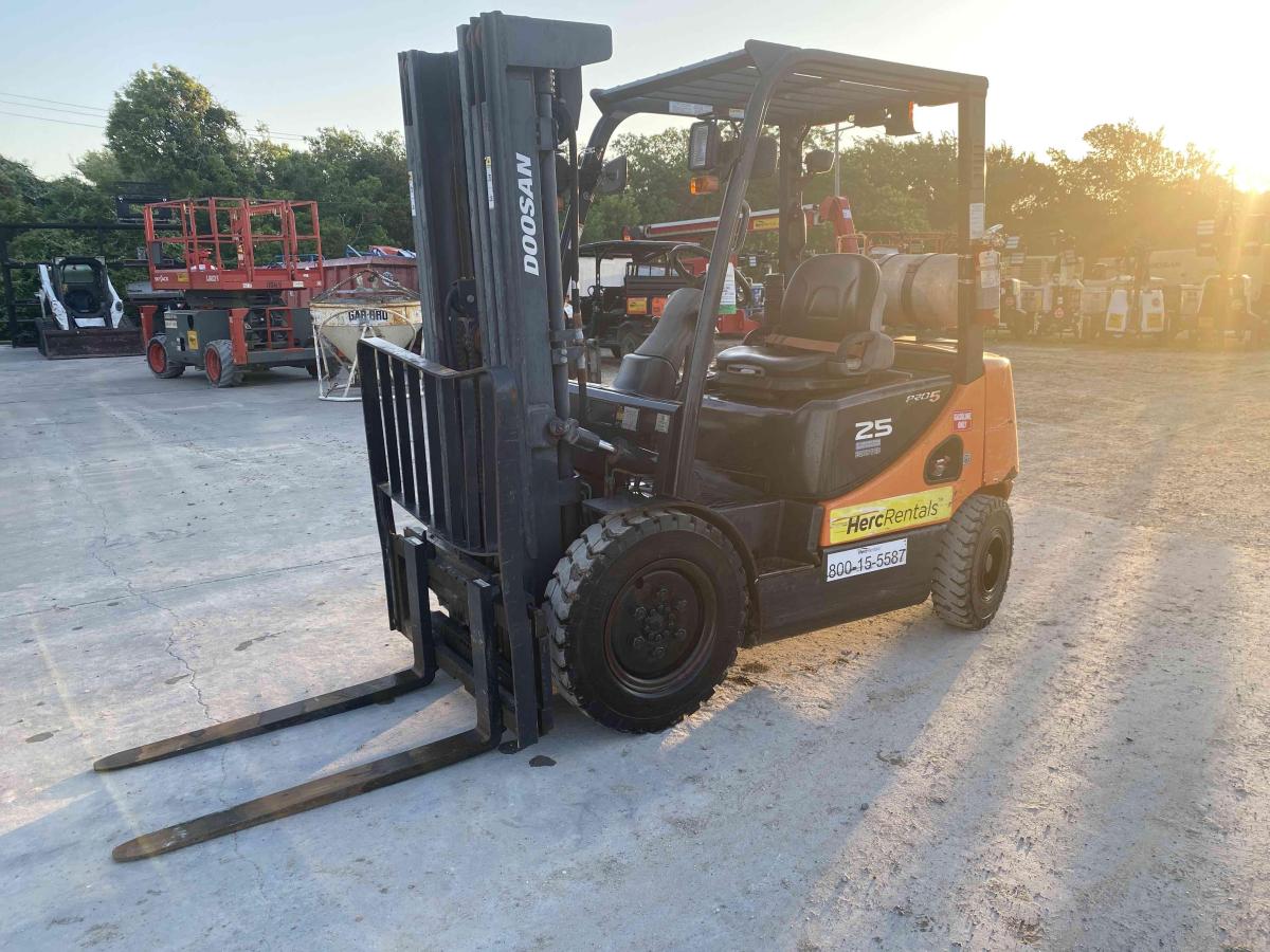 2017 Doosan G25P-5