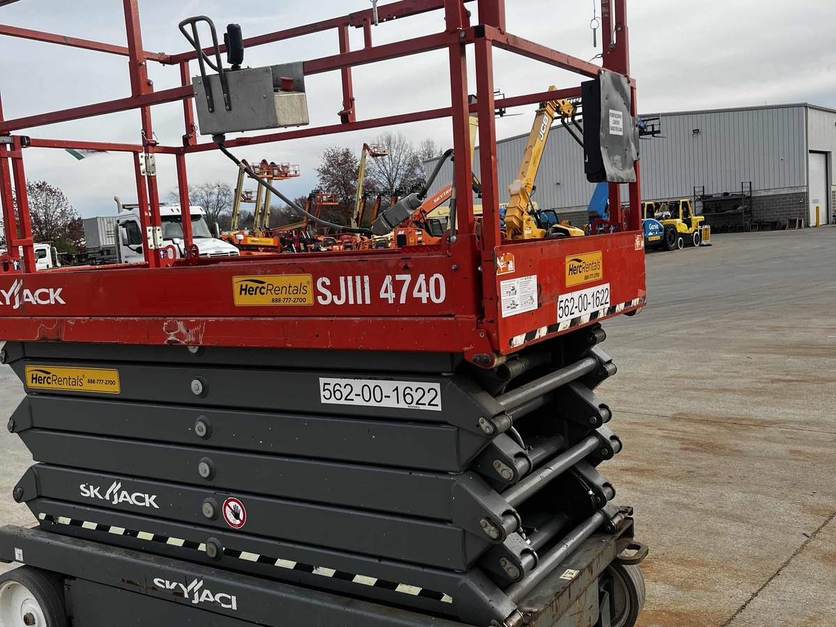 2018 Skyjack SJ4740-5