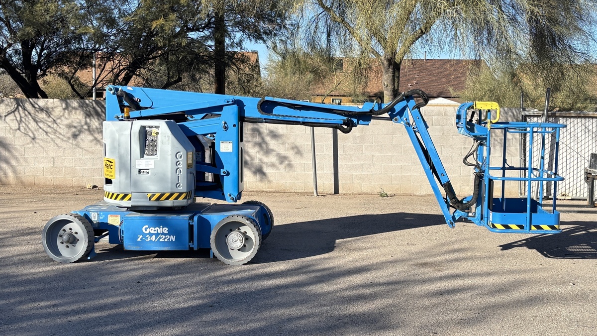 2017 Genie Z-34/22 N