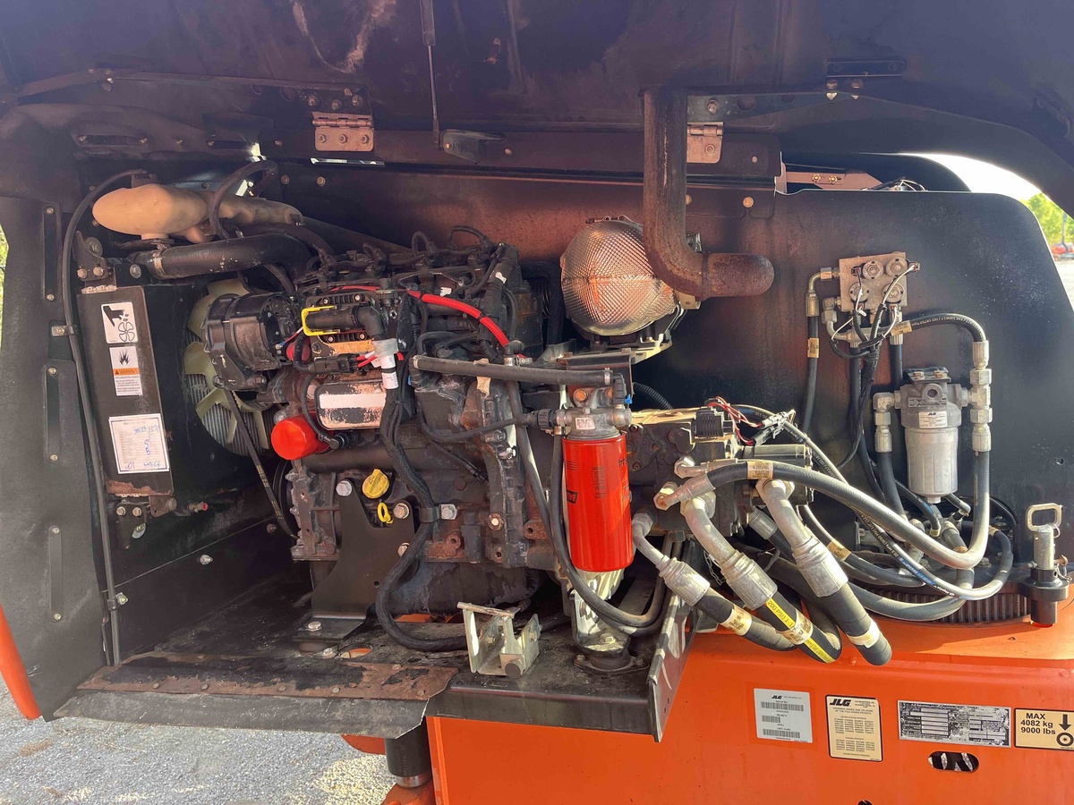 2018 JLG 460SJ-13