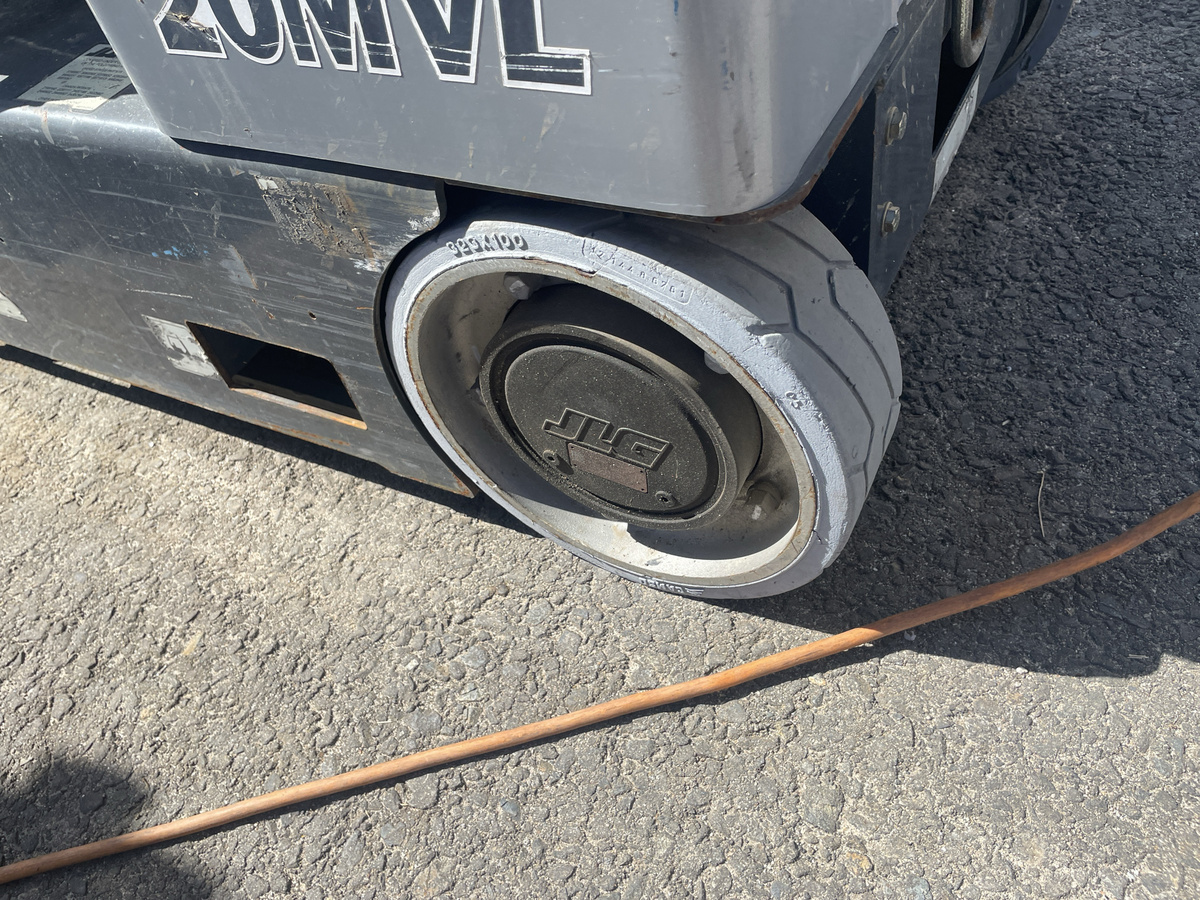 2018 JLG 20MVL-4