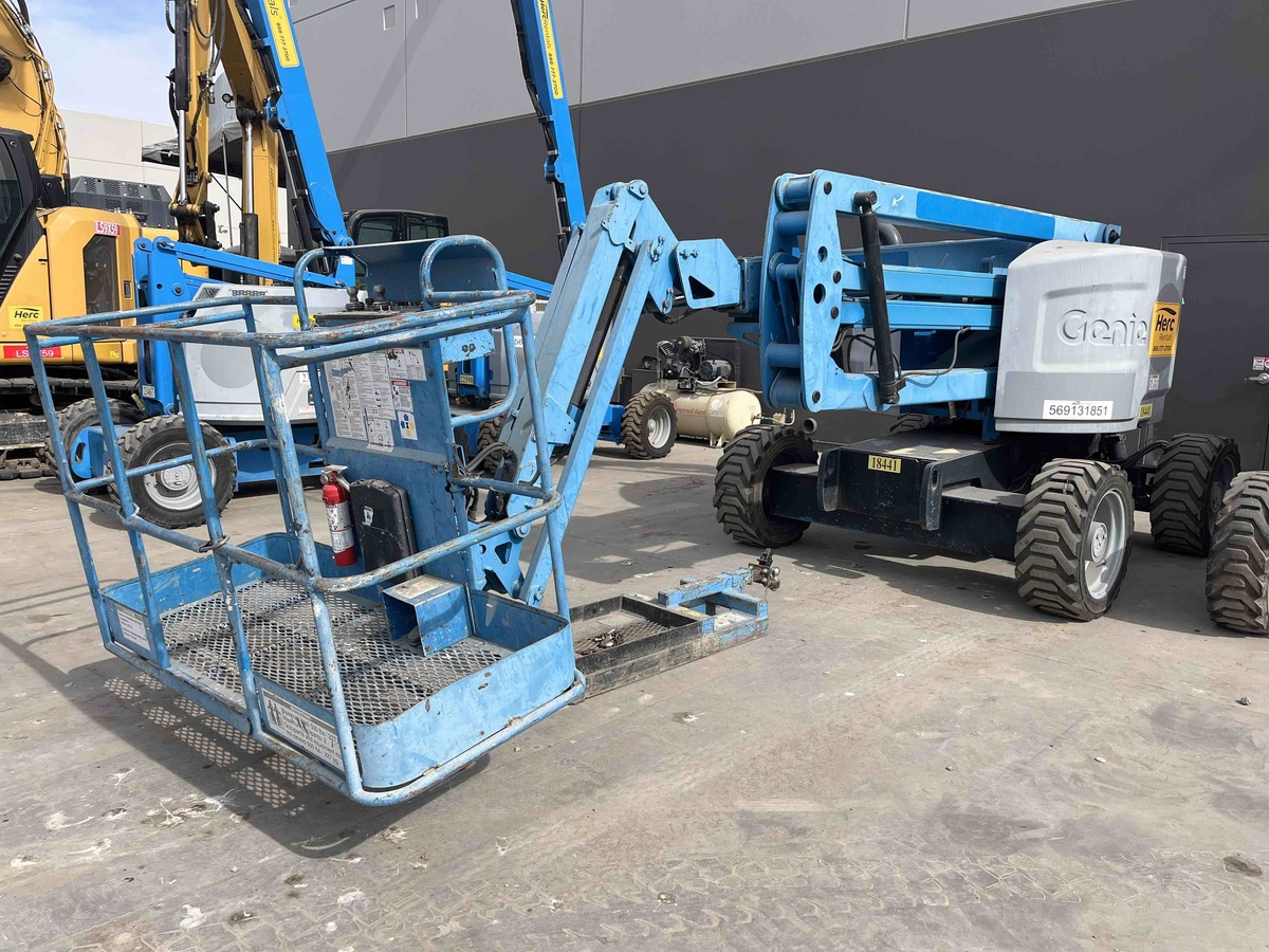 2013 Genie Z-45/25J RT-11