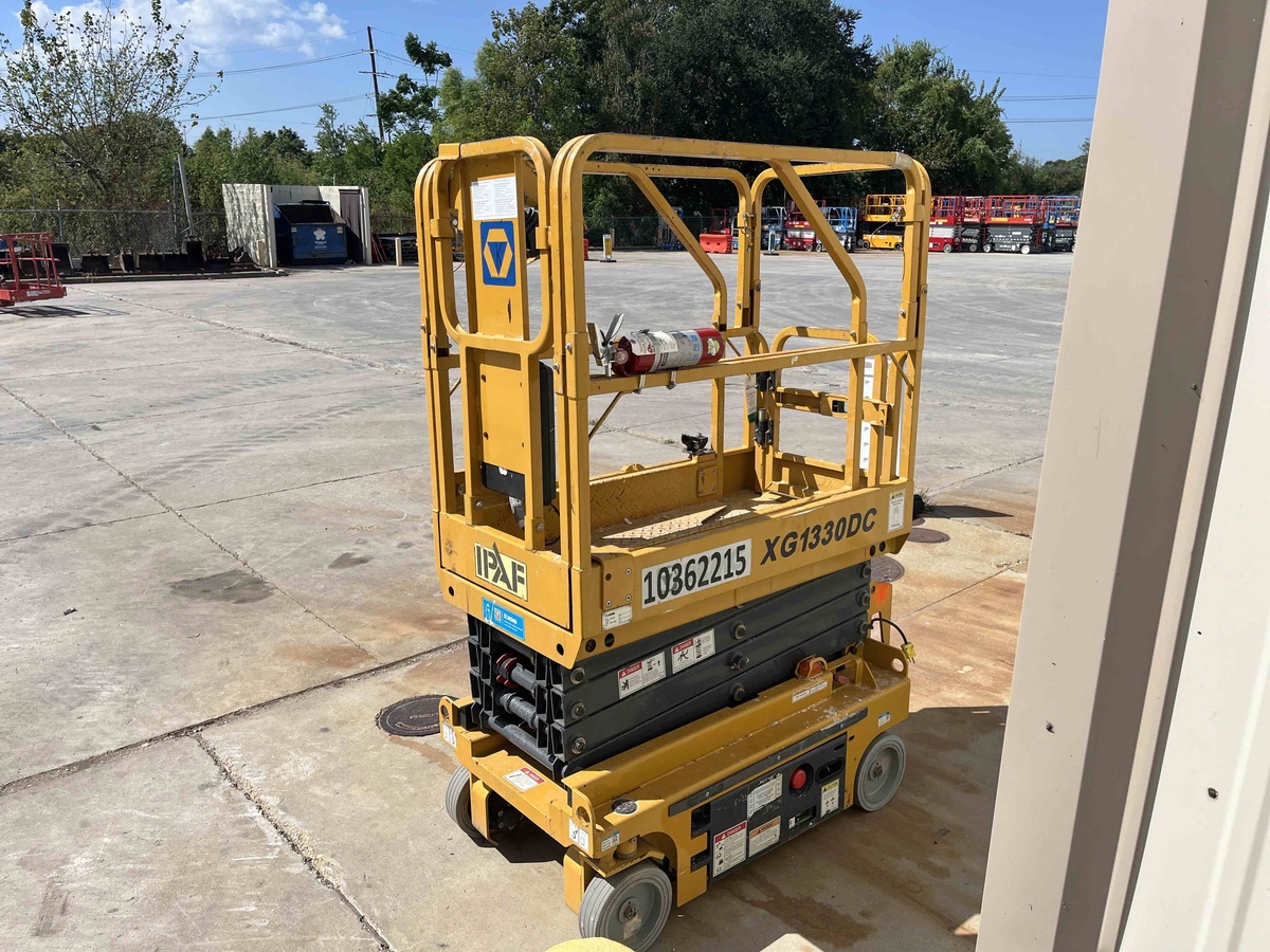 2021 XCMG XG1330DC-7