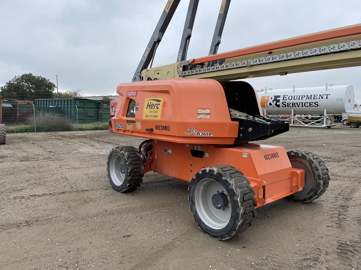 2018 JLG 660SJ-2