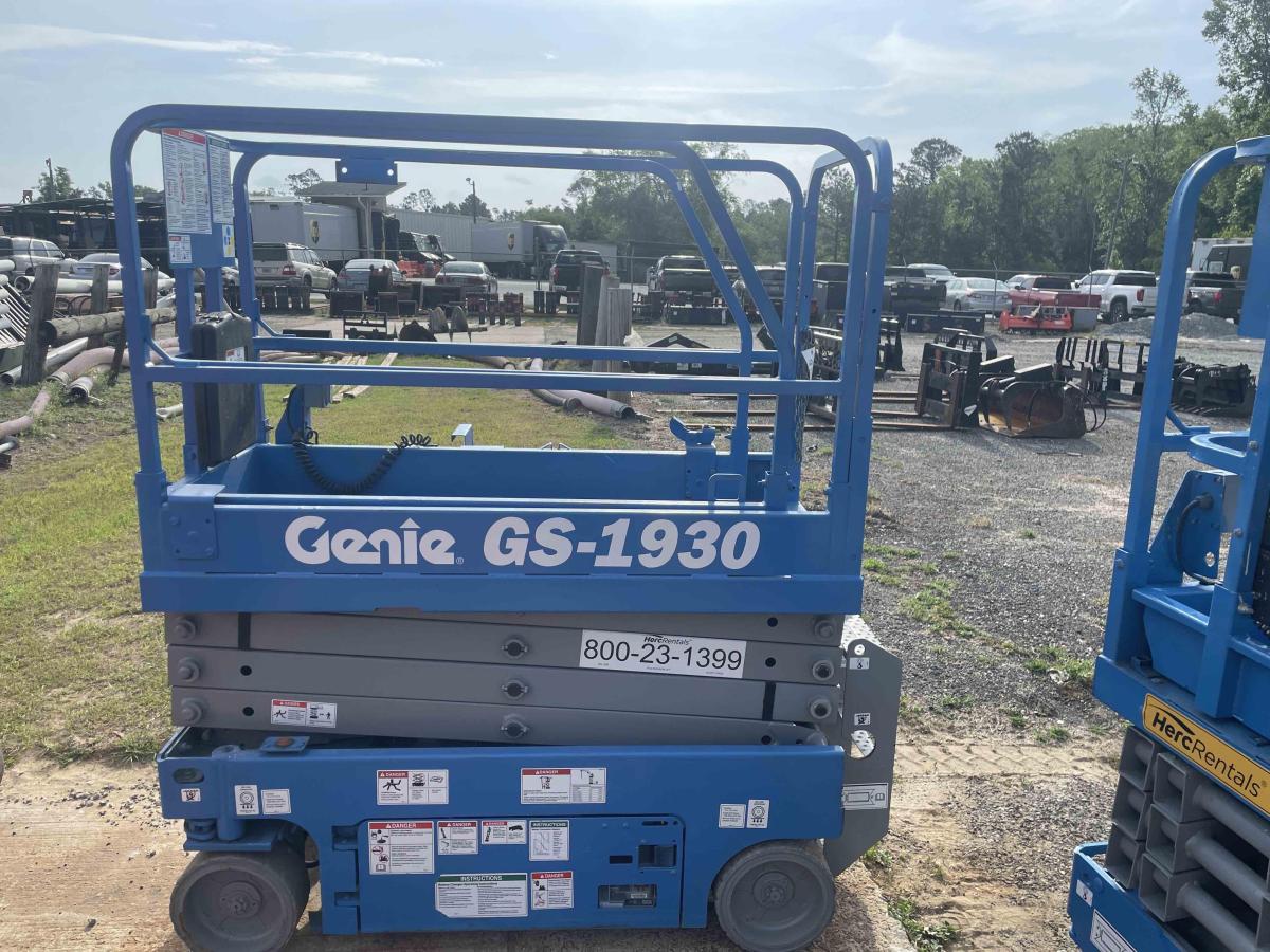 2018 Genie GS-1930