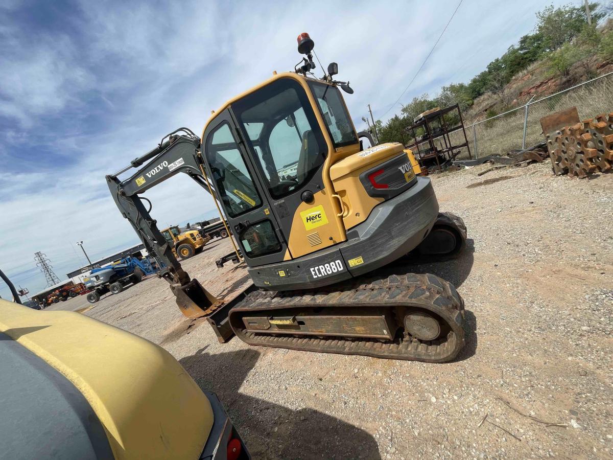 2019 Volvo ECR88D