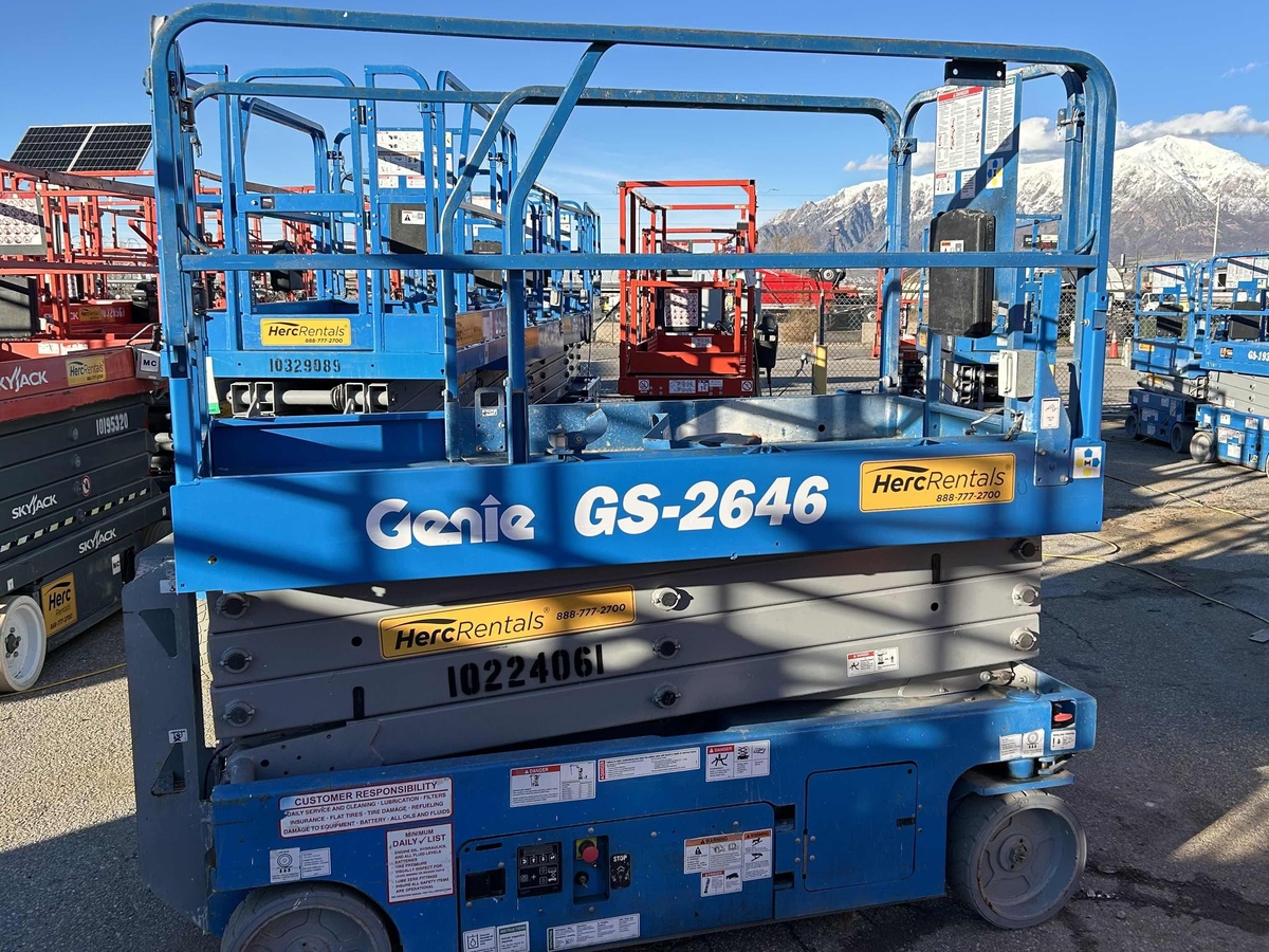 2017 Genie GS-2646