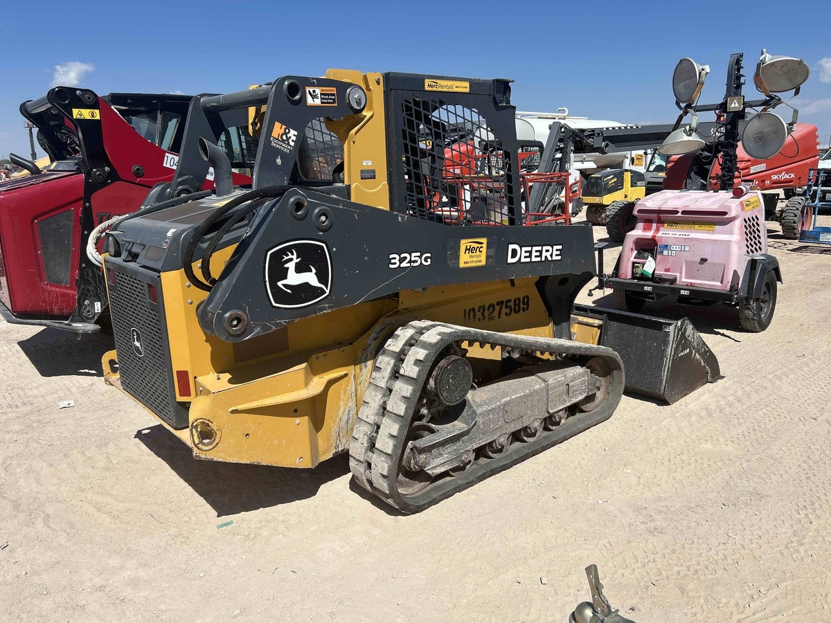 2021 John Deere 325G