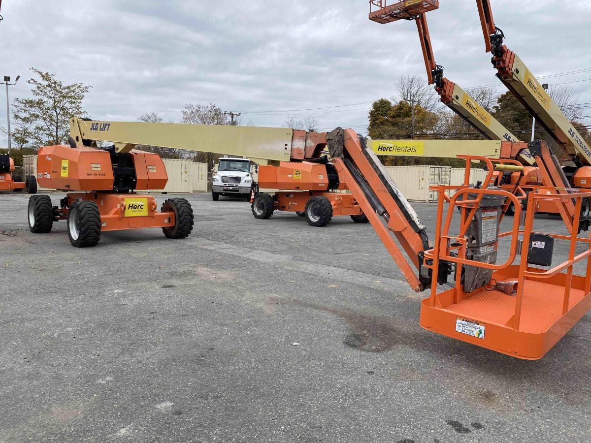 2017 JLG 860SJ