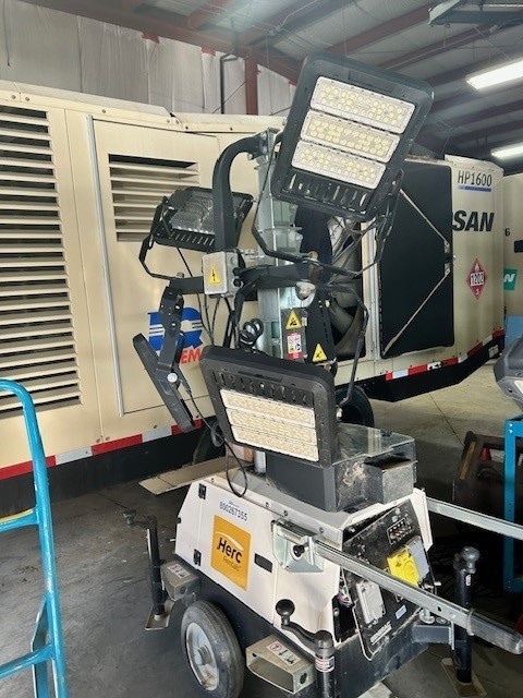 2019 Magnum PLT240-1