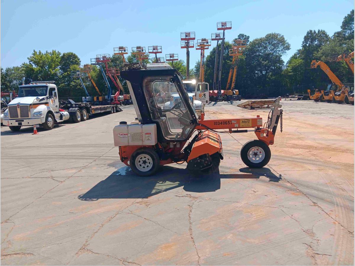 2021 LayMor SM300-5