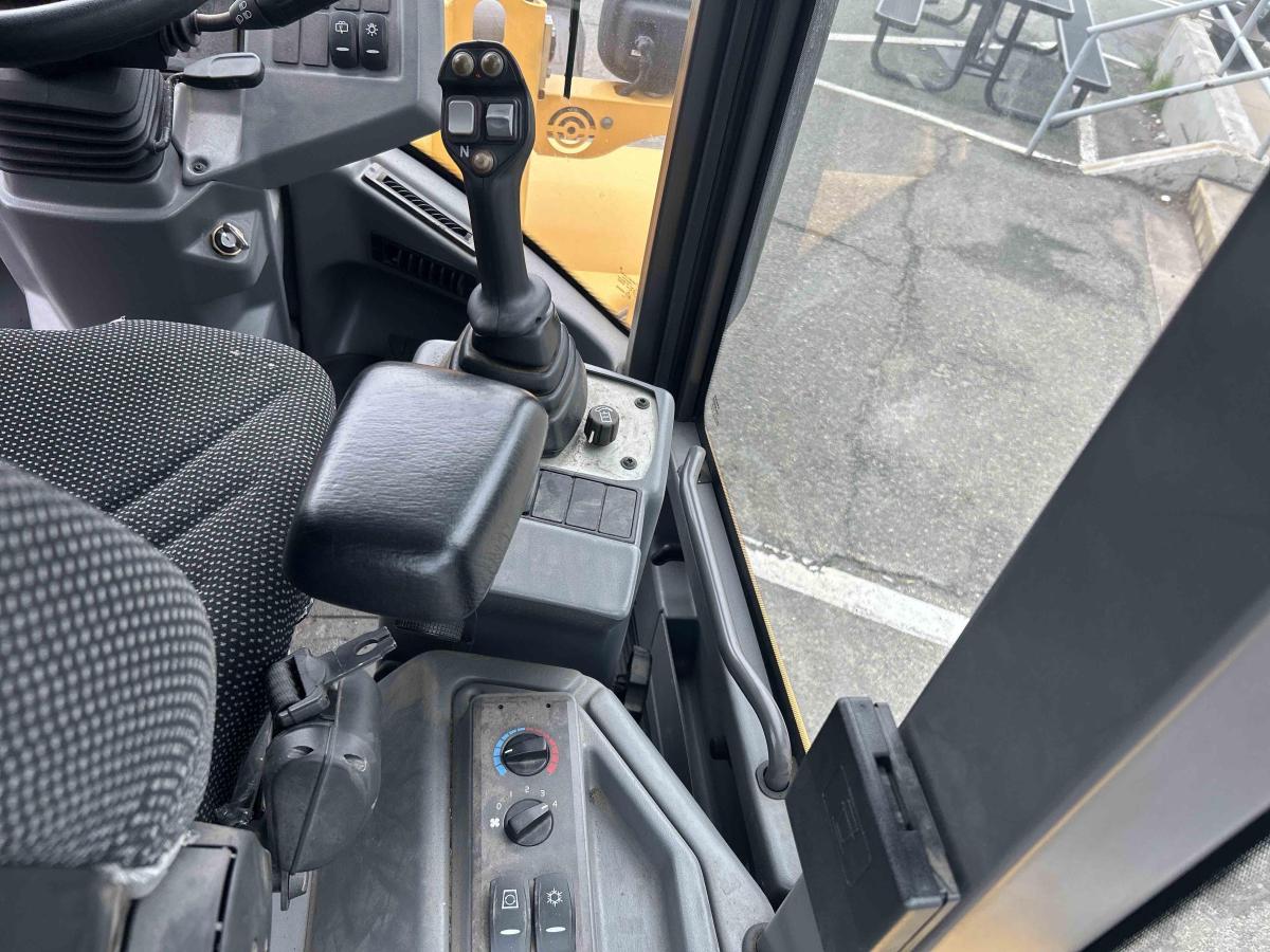 2021 Volvo L30G