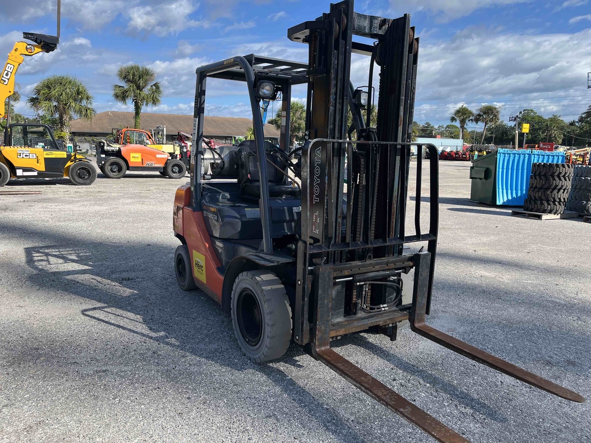 2019 Toyota 8FGU25-4