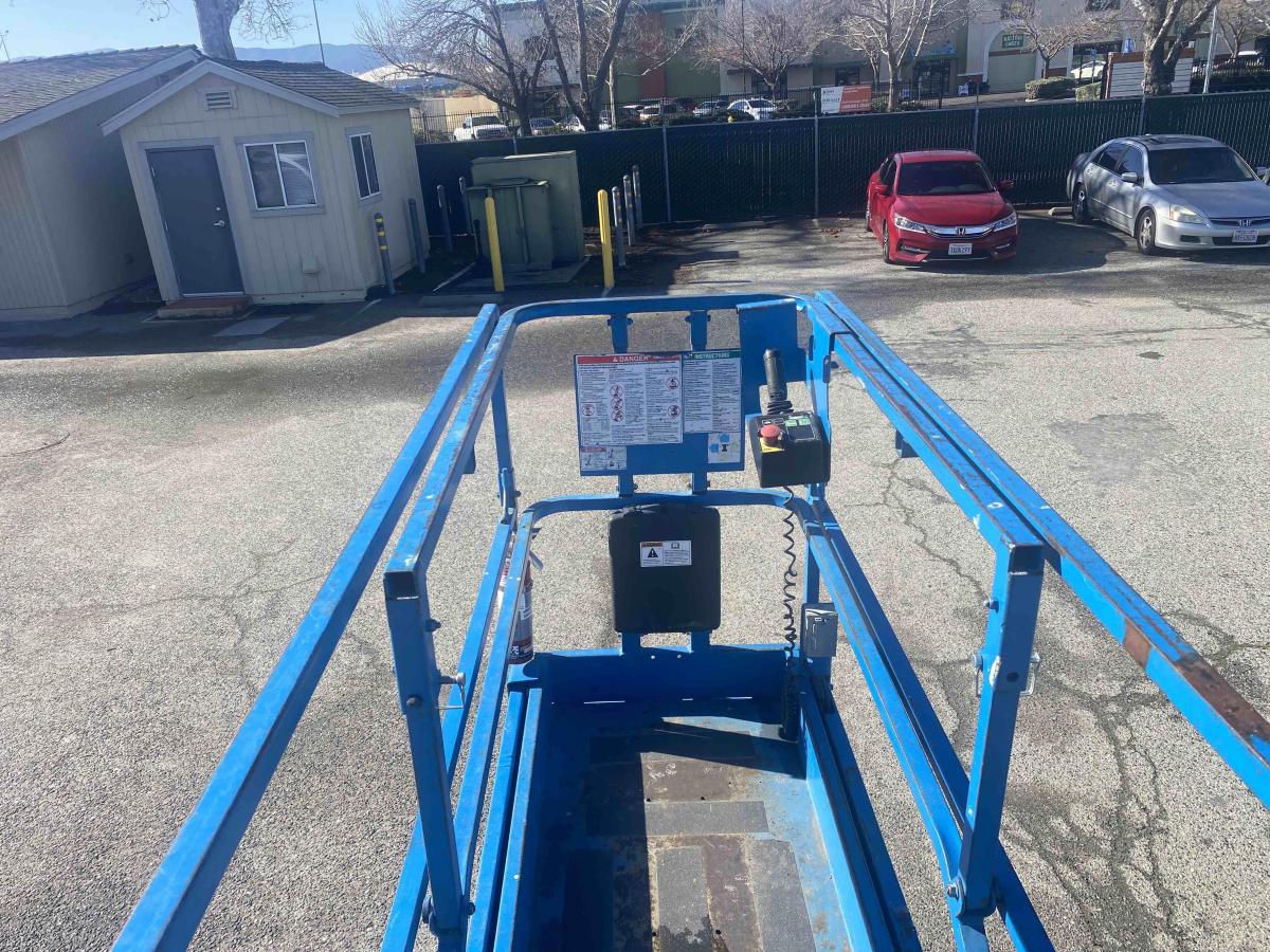 2017 Genie GS-2632