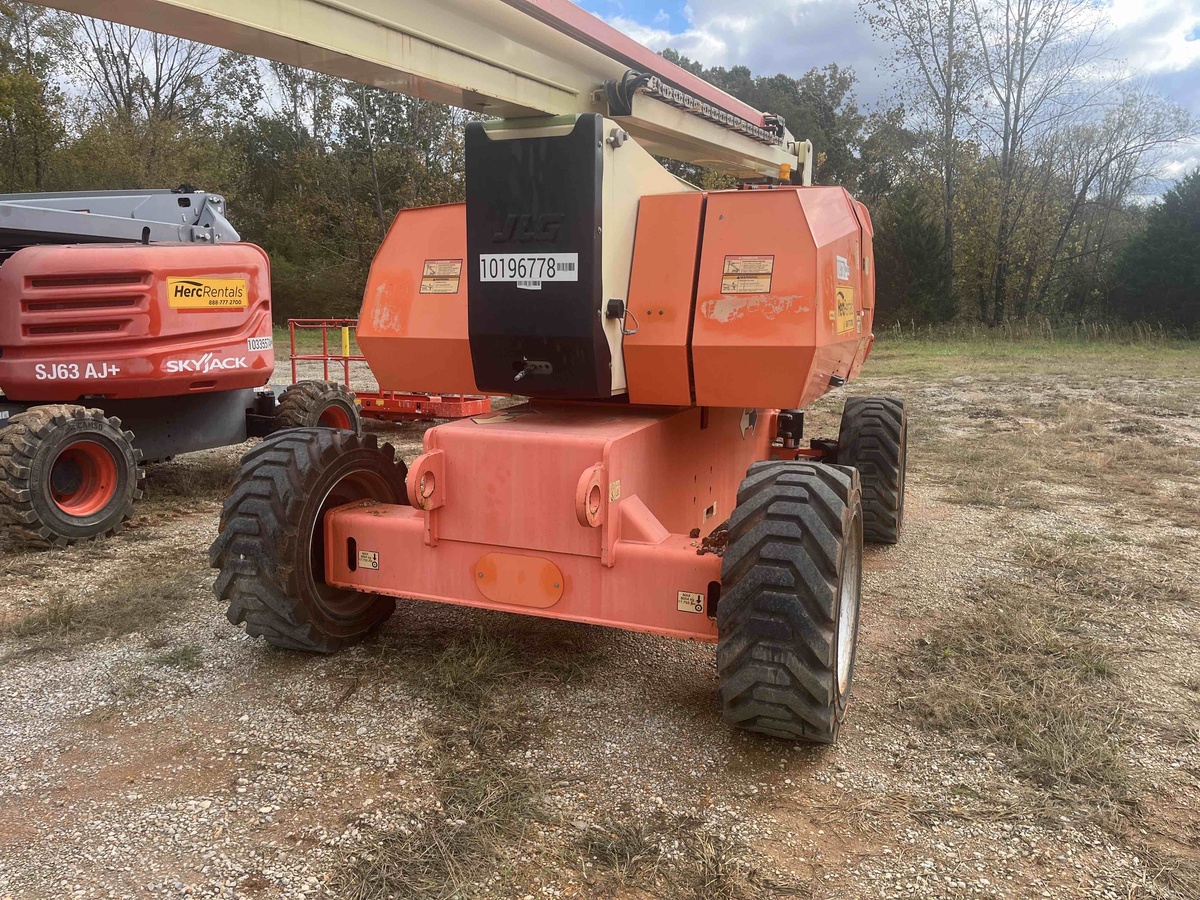 2016 JLG 800AJ-4