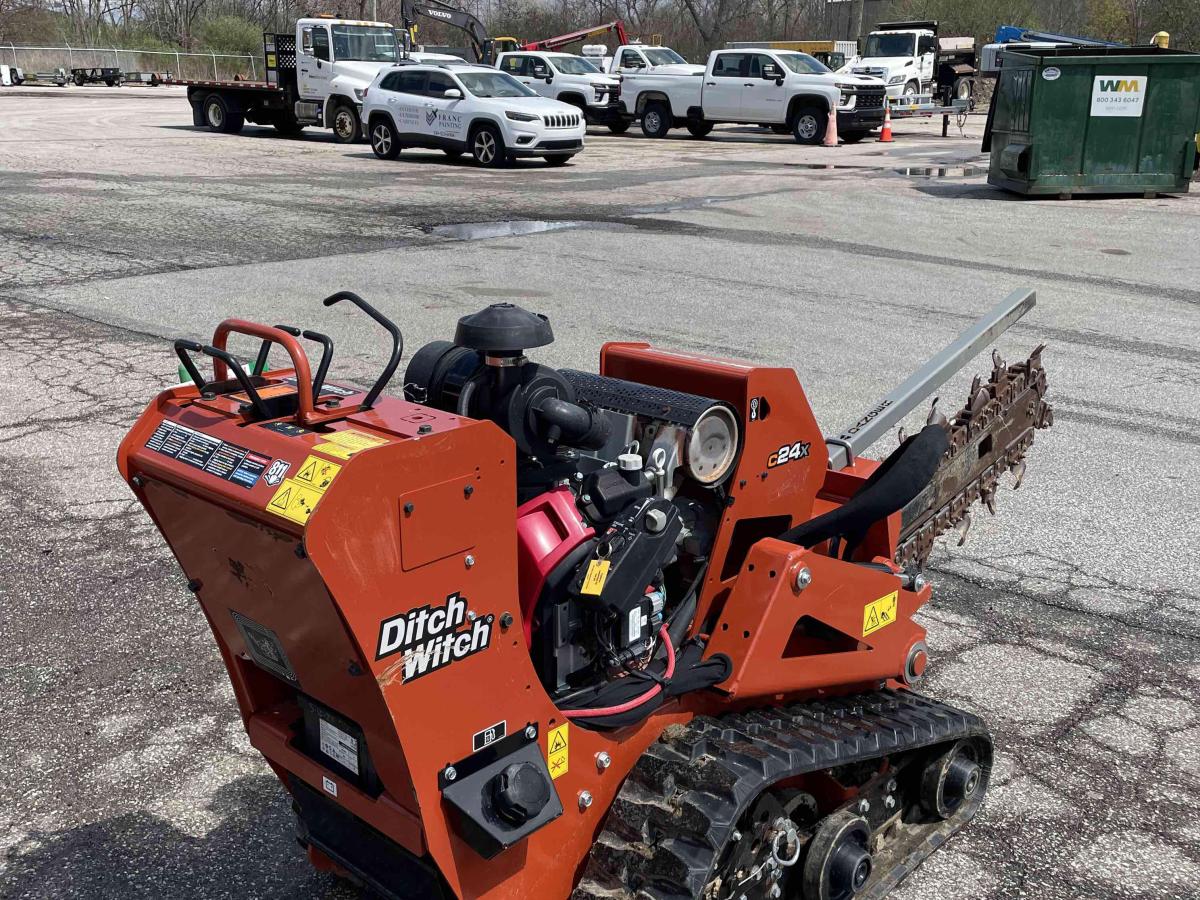 2021 Ditch Witch C24X