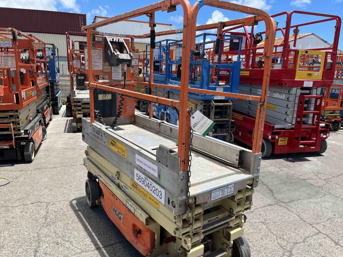 2013 JLG 1930ES-6